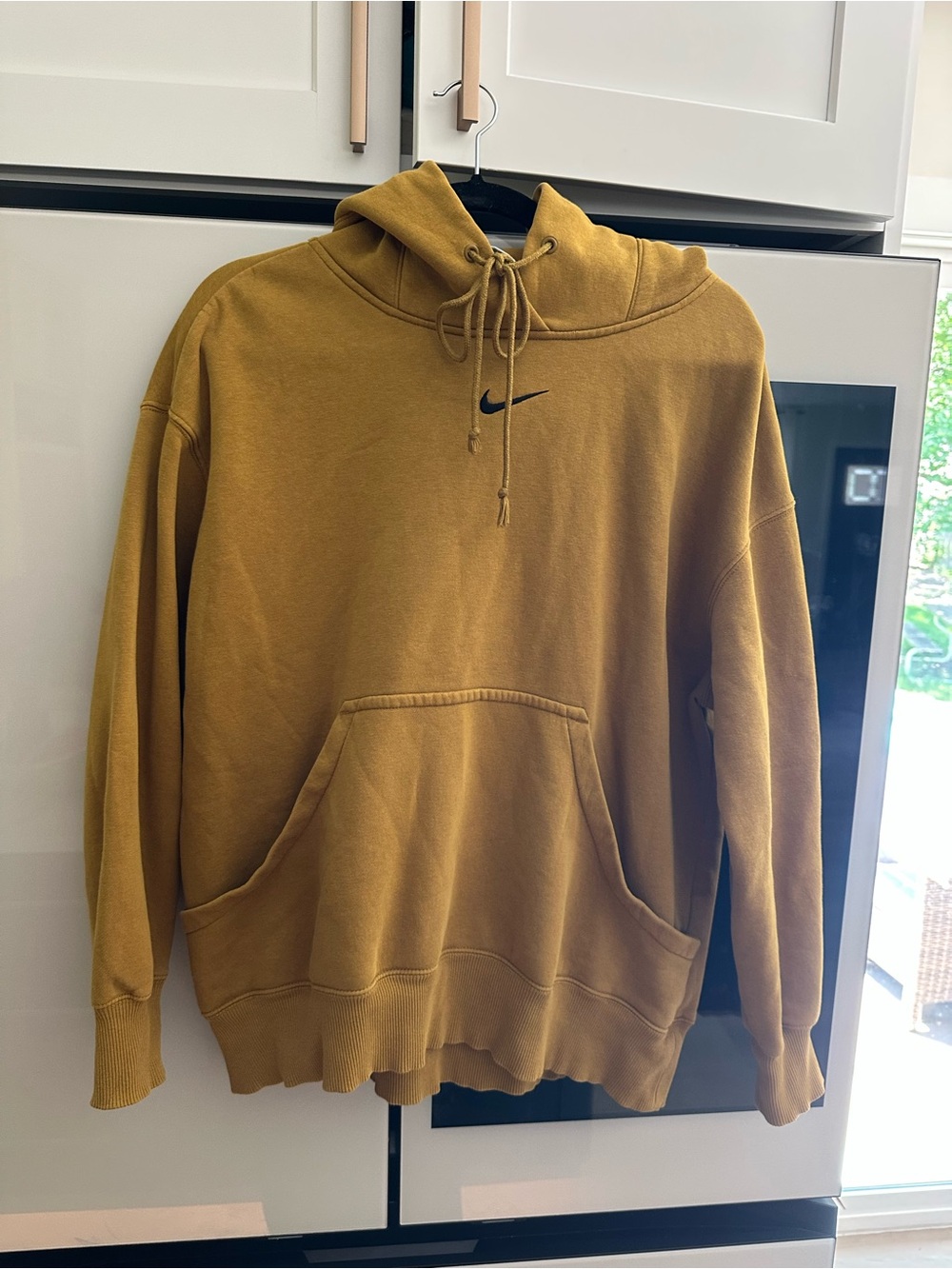 Vintage Nike Hoodie Men M Yellow Center Swoosh Skate Grunge Faded Y2K Mustard s